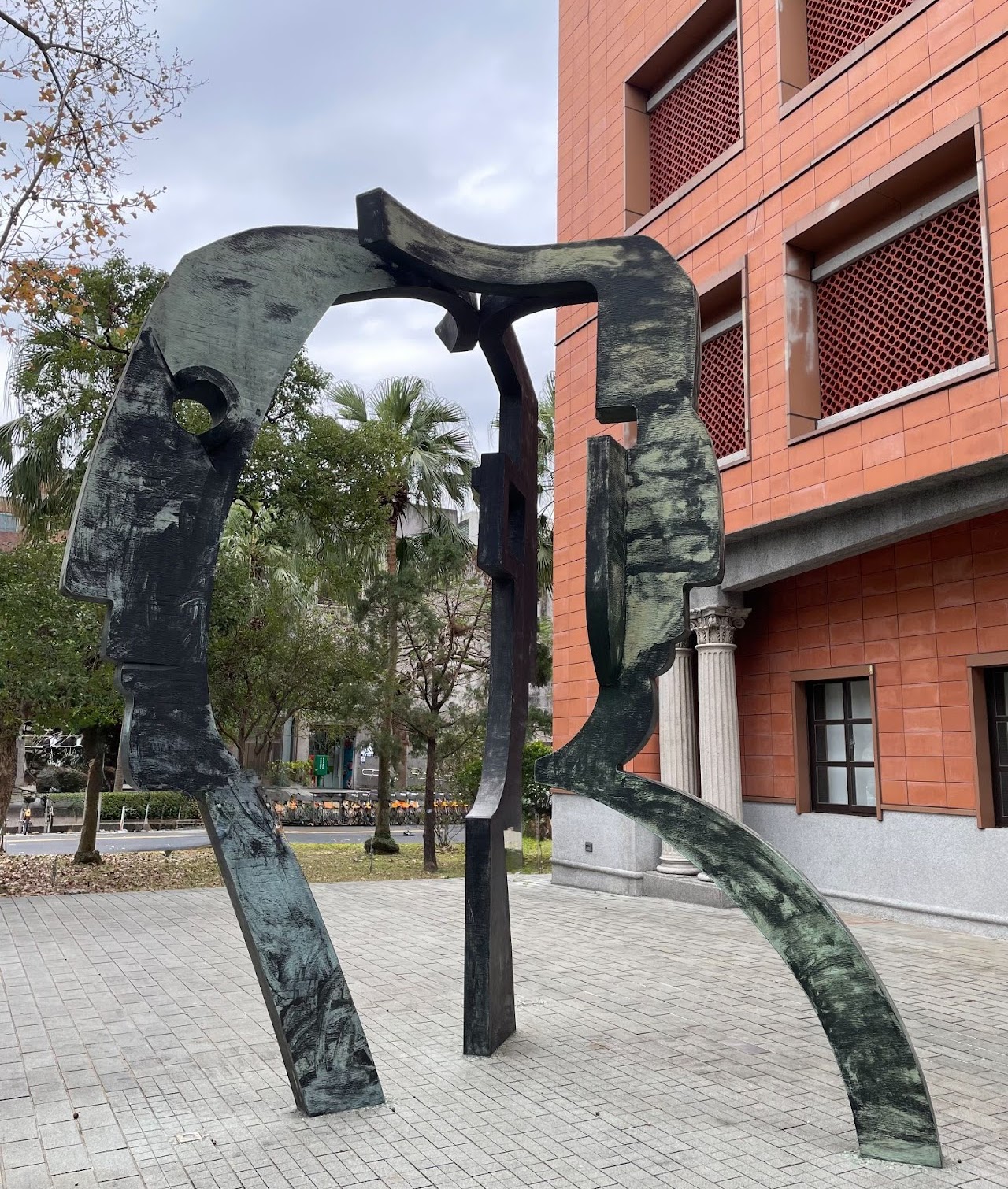 The Public Art Bronze Sculpture "Cooperative Rivalry"