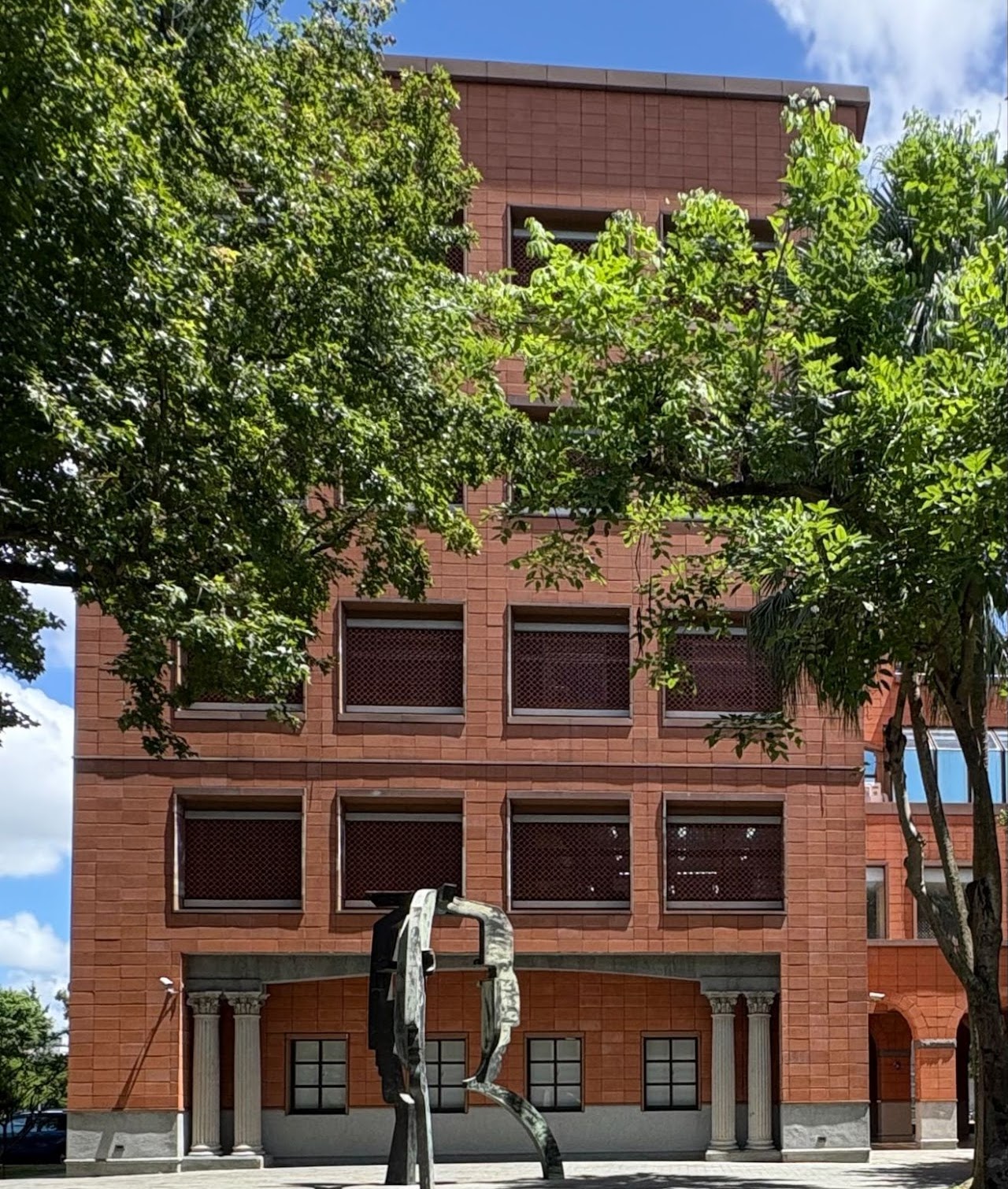 The Public Art Bronze Sculpture "Cooperative Rivalry"